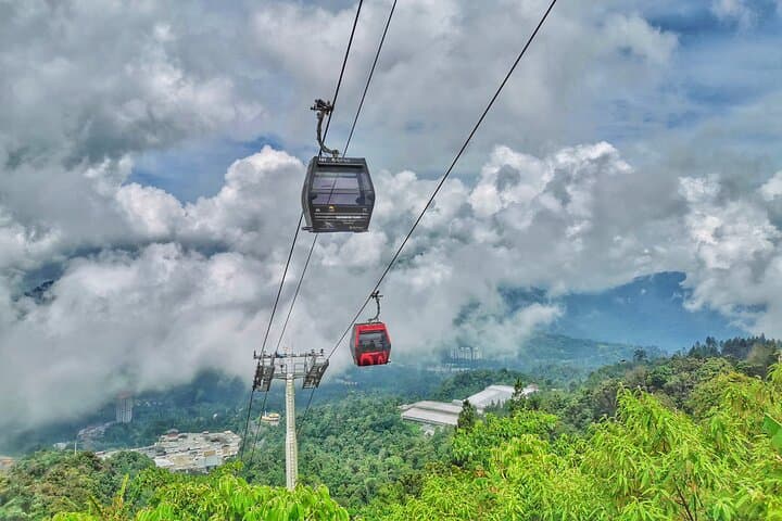 Genting Highlands Day Trip: Skyway Ride, Hilltop Views & Resort World Experience