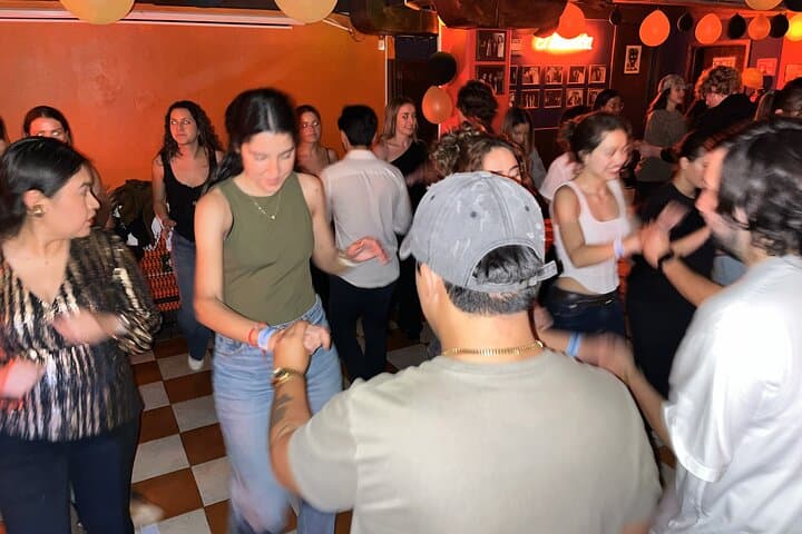 Night Salsa Class and Live Orchestra in Mexico City: Dance Like a Local