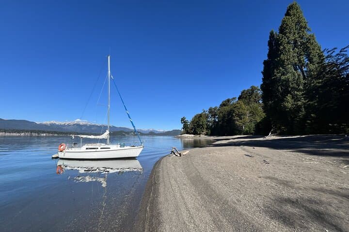 Sailing the Northern Arms of Lake Nahuel Huapi: 3-4 Hour Boat Tour from Villa La Angostura photo 4