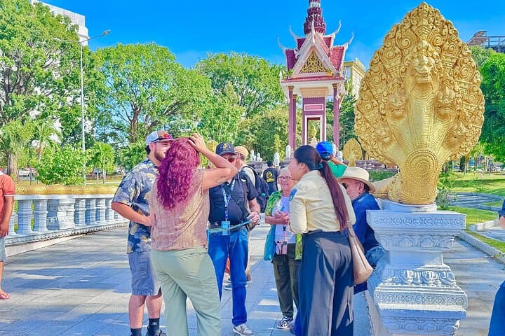 Sihanoukville Shore Excursion: Wat Leu, Phsar Leu & Otres Beach Half-Day Tour