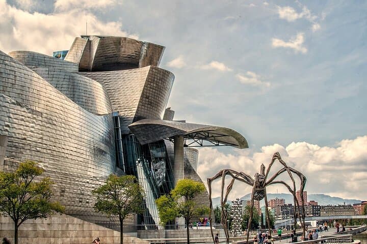 Bilbao Old Town to Guggenheim: Self-Guided 90-Min Walk Through Basque Culture photo 3
