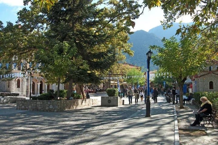 Private Kalavryta Day Trip: Corinth Canal, Rack Railway & Ski or Summer Trails photo 2