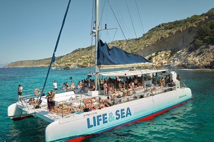 Sunset Catamaran BBQ Cruise Along Mallorca's Coast photo 2