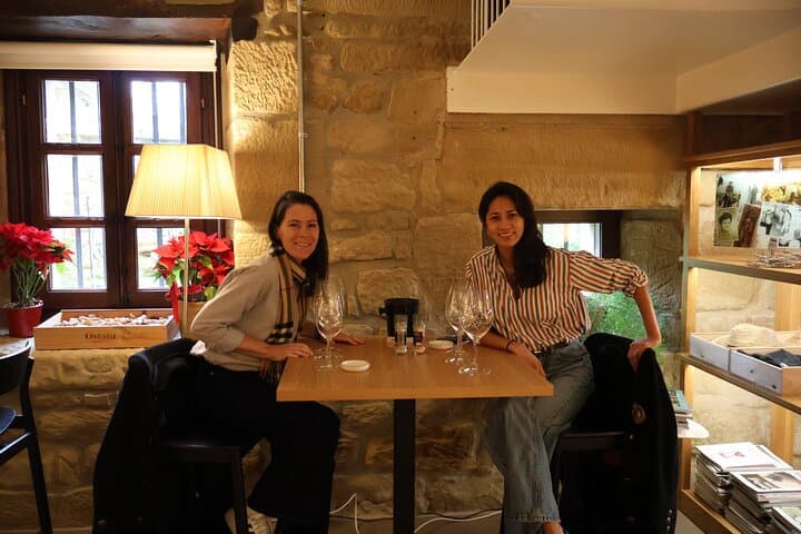 Secret Rioja Exclusive Winery Access and Tasting Masterclass photo 4