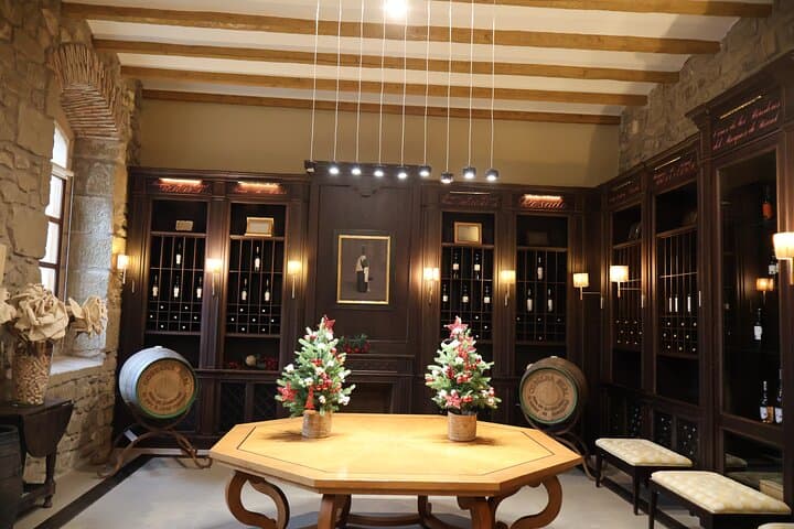 Secret Rioja Exclusive Winery Access and Tasting Masterclass photo 3