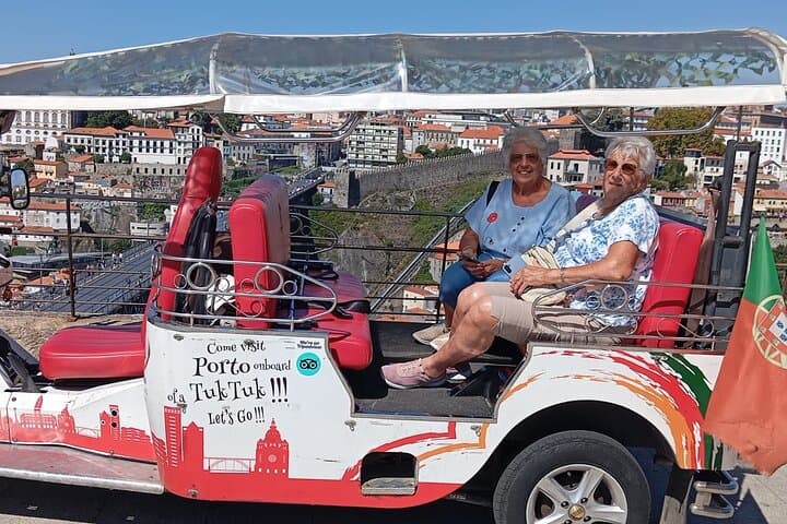 Porto Tuk‑Tuk Highlights: 3‑Hour River, Rooftops & Historic Squares