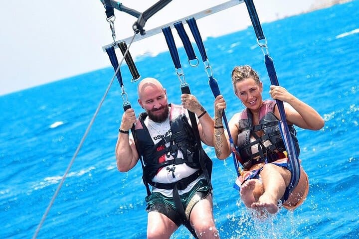Hurghada Parasailing Over the Red Sea — 50m Tandem Flights with Transfers