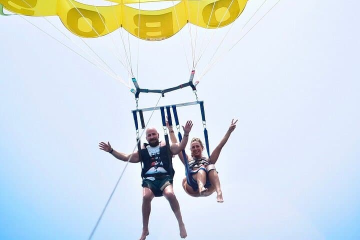 Hurghada Parasailing Over the Red Sea — 50m Tandem Flights with Transfers photo 6