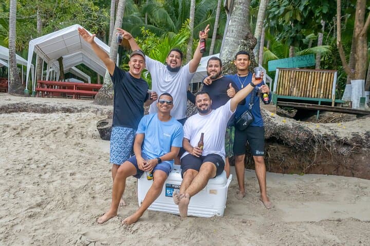 Turtle Island Snorkeling Tour from Puntarenas — Isla Tortuga Day Trip photo 2