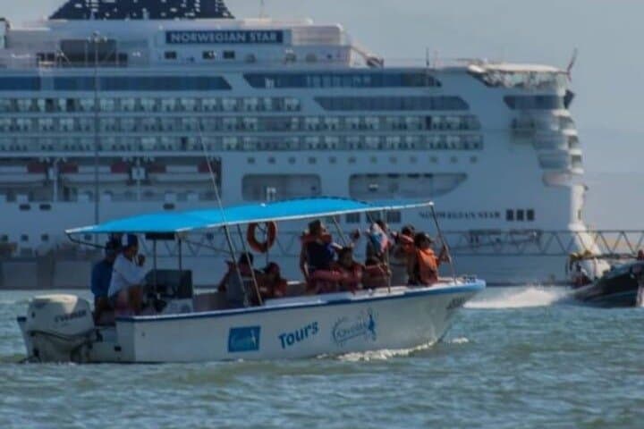 Turtle Island Snorkeling Tour from Puntarenas — Isla Tortuga Day Trip photo 4
