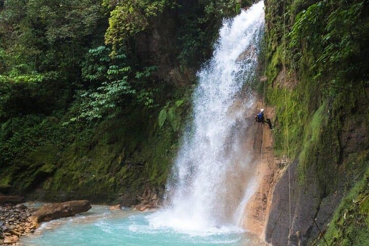 Blue Falls Canyoning in Bajos del Toro — Beginner Rappels & Natural Slides photo 5