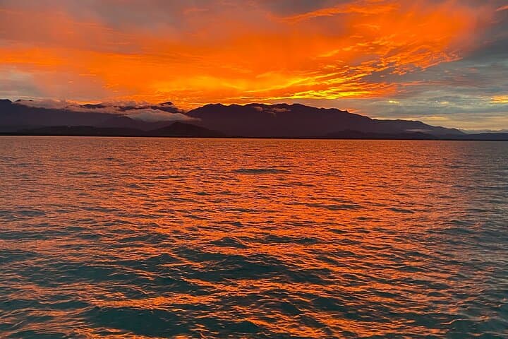 Port Douglas Sunset Sailing: 2-Hour Indigo 2 Cruise with Drinks & Gourmet Platter photo 4