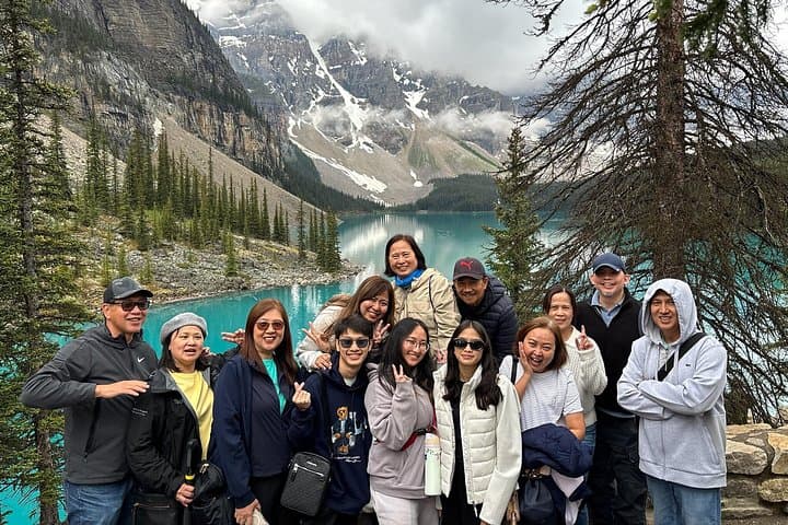 Moraine Lake & Lake Louise Day Trip from Calgary and Canmore — Banff National Park Highlights photo 1