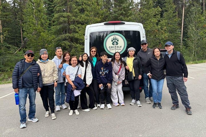Moraine Lake & Lake Louise Day Trip from Calgary and Canmore — Banff National Park Highlights photo 3