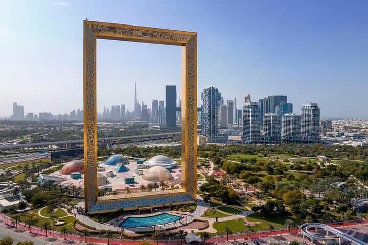 Dubai Old to New: Half-Day Sightseeing Tour of Gold Souk, Dubai Frame & Marina photo 3