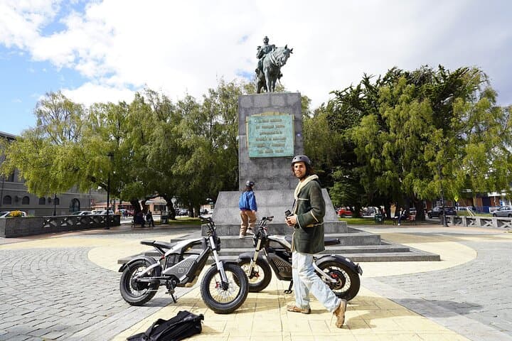 Punta Arenas Segway City & Coastal Coastal Cruise: Monuments, Cemetery & Costa Nera photo 2