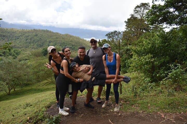 Arenal Volcano Hike: Peak Pursuit Guided Trail in La Fortuna