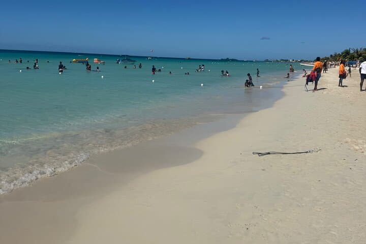 Negril Beach Party: Catamaran Snorkel and Rick's Cafe Sunset photo 2