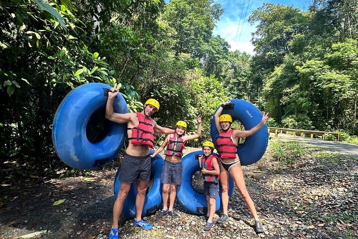 Tubing Río Celeste: Guided 4 km Tubing Adventure with Natural Pools and Fresh Fruit photo 1