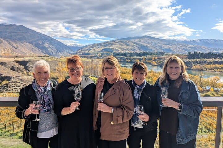 Wanaka Wine Tasting Adventure: Pisa, Cromwell, Bannockburn & Bendigo Day Tour