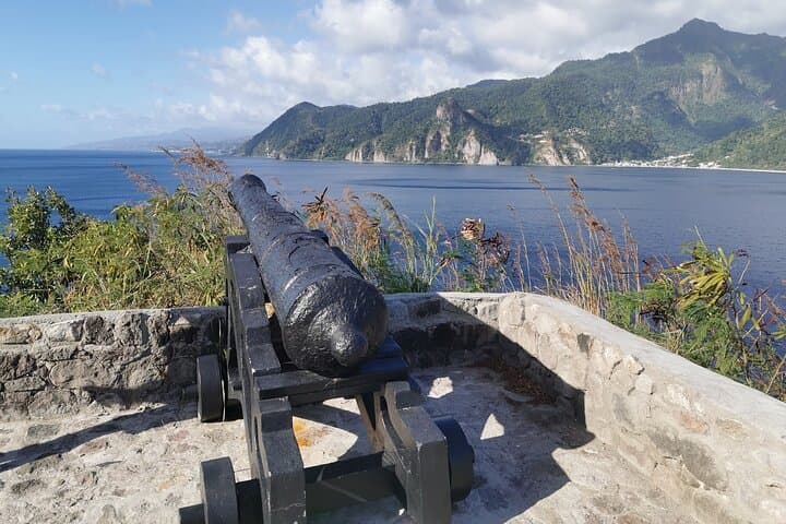 Dominica Nature Isle: Rainforest Drives, Sulphur Springs & Scotts Head Ocean Meeting photo 4