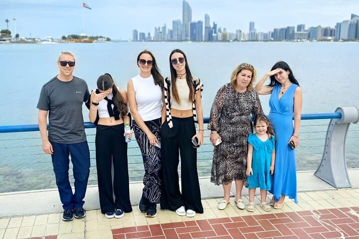 Abu Dhabi Grand Mosque to Emirates Palace: Private Full-Day City Tour Guide photo 5