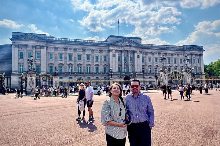 Half-Day Private London Highlights Tour: Westminster to Tower Bridge photo 2