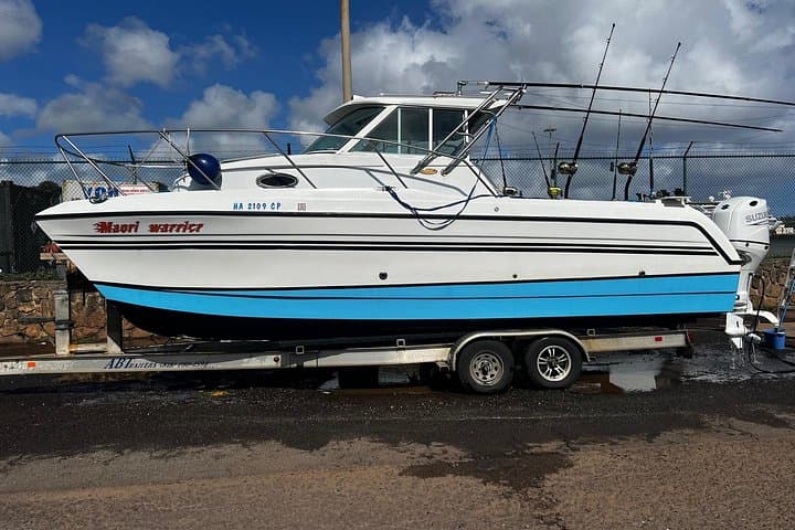 Kauai 26-Foot Glacier Bay 4-Hour Deep-Sea Fishing Charter photo 2