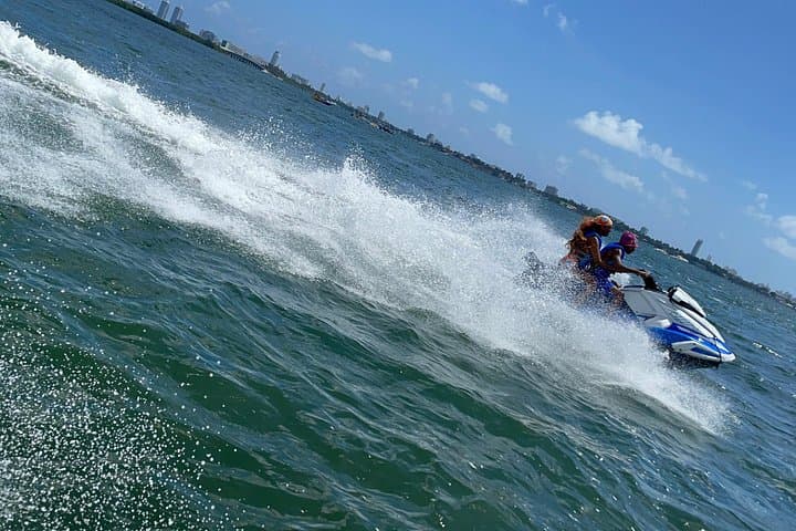 Miami Bay Jet Ski Adventure: 1-Hour Ride to Pace Picnic Island photo 6