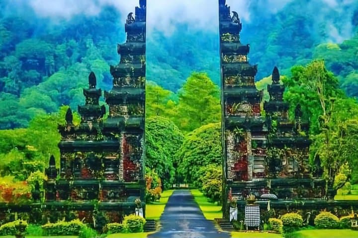 Northern Bali Full-Day Tour: Waterfalls, Ulun Danu & Wanagiri Views photo 2