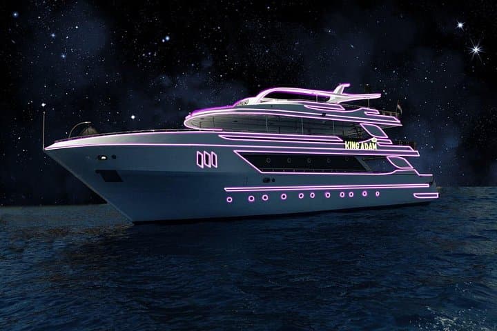 Luxury Yacht Trip to Ras Mohamed & White Island — Snorkel the Red Sea Reefs photo 2