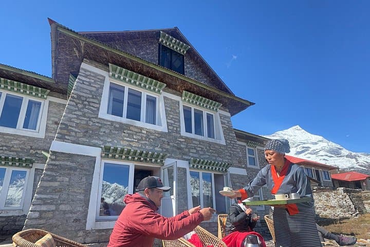 Kongde Ri Luxury Trek and Everest Heli: 10-Day Kongde to EBC Experience photo 3