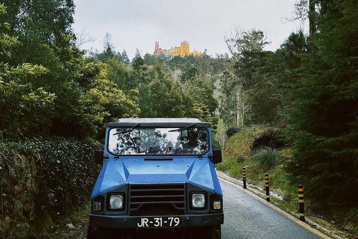 Sintra in a Classic 4x4: Palaces, Peaks and Atlantic Cliffs photo 2