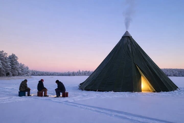 Evening Ice Fishing at Niesikivalo: Arctic Burbot Night Experience near Rovaniemi photo 3