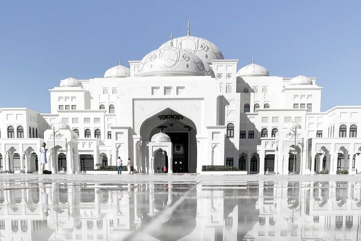Abu Dhabi Private City Tour from Dubai — Sheikh Zayed, Emirates Palace & Saadiyat Highlights photo 4