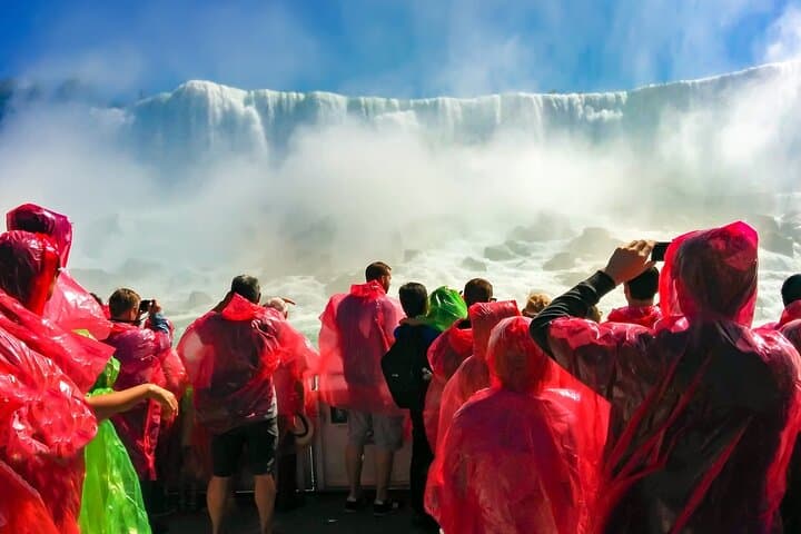 Brampton to Niagara Falls Evening Tour: Boat Cruise, Wine & Nightfall Views photo 3