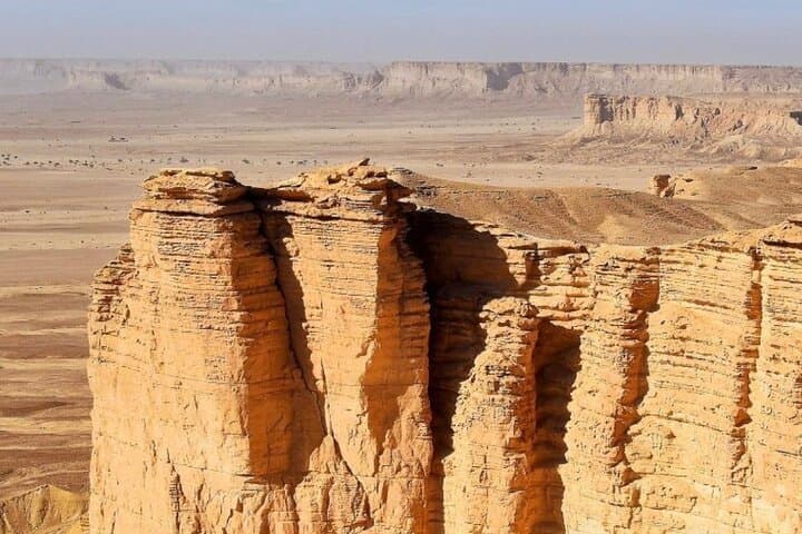 Edge of the World & Bat Cave: Guided 4x4 Sunset Tour from Riyadh photo 2