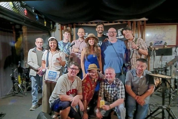 English Standup Comedy Night in Busan — Bupyeong Kkangtong Market Bar Show