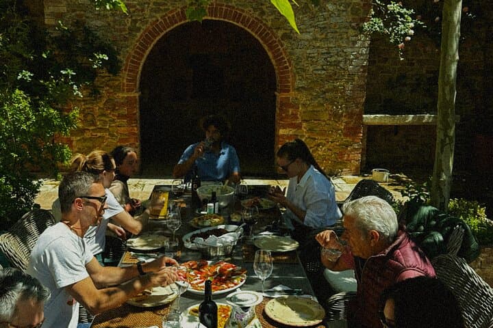 Range Rover Tour of Crete Senesi with Farmhouse Picnic photo 3