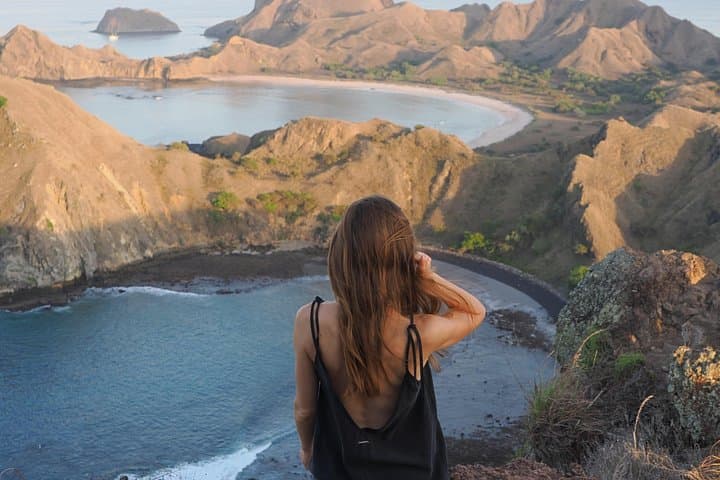 Komodo National Park 3-Day Luxury Pinisi Sailing Adventure from Labuan Bajo photo 3