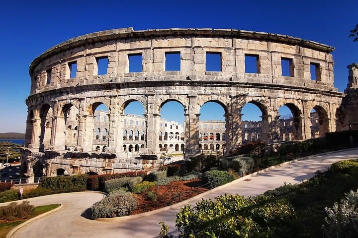 Private Guided Tour of Pula Arena: Inside the Roman Amphitheater photo 6
