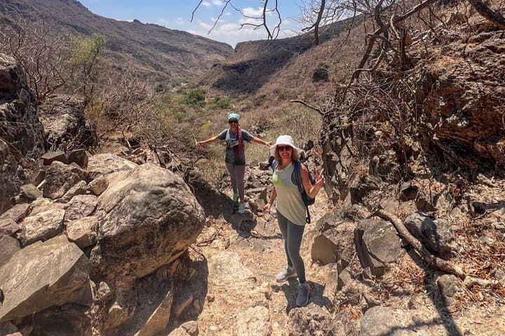 Trekking to Hidden Waterfall in Dhofar — Salalah Day Hike & Swim photo 2