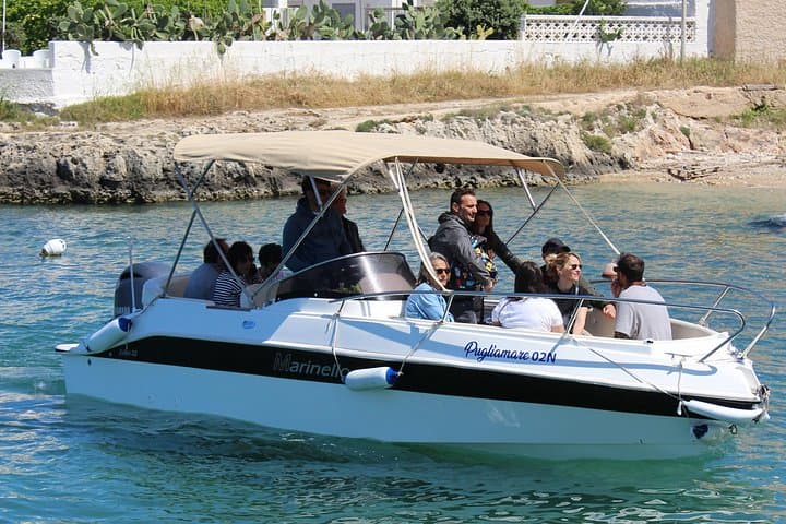Polignano Caves Boat Tour from Bari: Sea Caves, Cliffs & Old Town Free Time photo 2