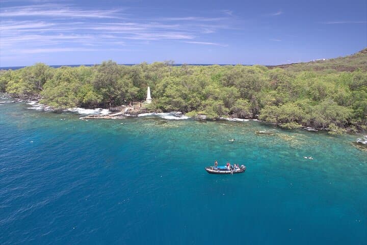 Express Kealakekua Bay Snorkel — Fast Trip to the Captain Cook Monument