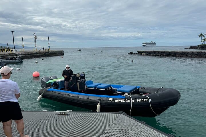 Express Kealakekua Bay Snorkel — Fast Trip to the Captain Cook Monument photo 3