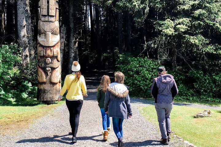 Sitka Nature Walks: Beaches, Totems and Sea-View Hikes photo 4