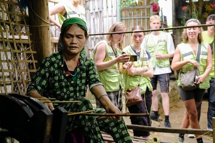 Ultimate 3-Day Private Jeep Ha Giang Loop Tour — Ma Pi Leng Pass & Dong Van photo 6