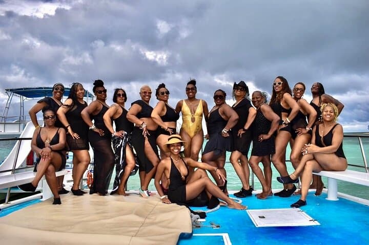 Punta Cana Booze Cruise: Snorkel Reefs, Sandbar & Open-Bar Party Boat photo 3