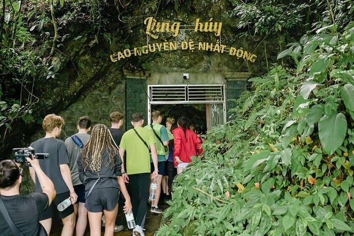 Private 3-Day Ha Giang Loop Jeep Tour — Ma Pi Leng, Dong Van & Lung Cu photo 3