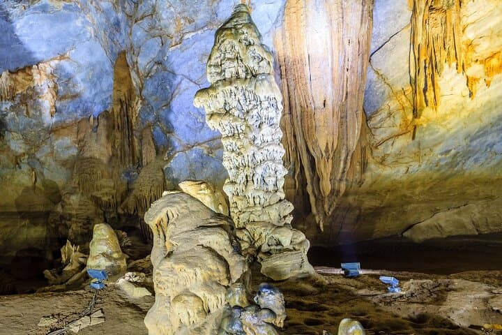 Cycle Phong Nha: Botanic Garden, Paradise Cave & Dark Cave Day Adventure photo 6